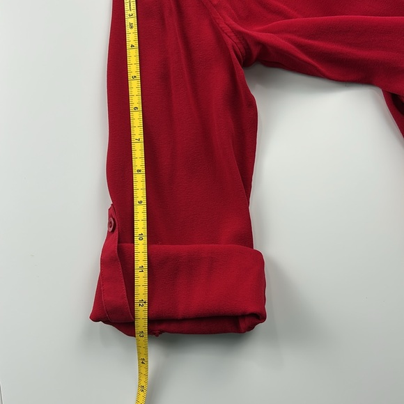 Alice & Olivia Red Button Down Top size M - Picture 12 of 13